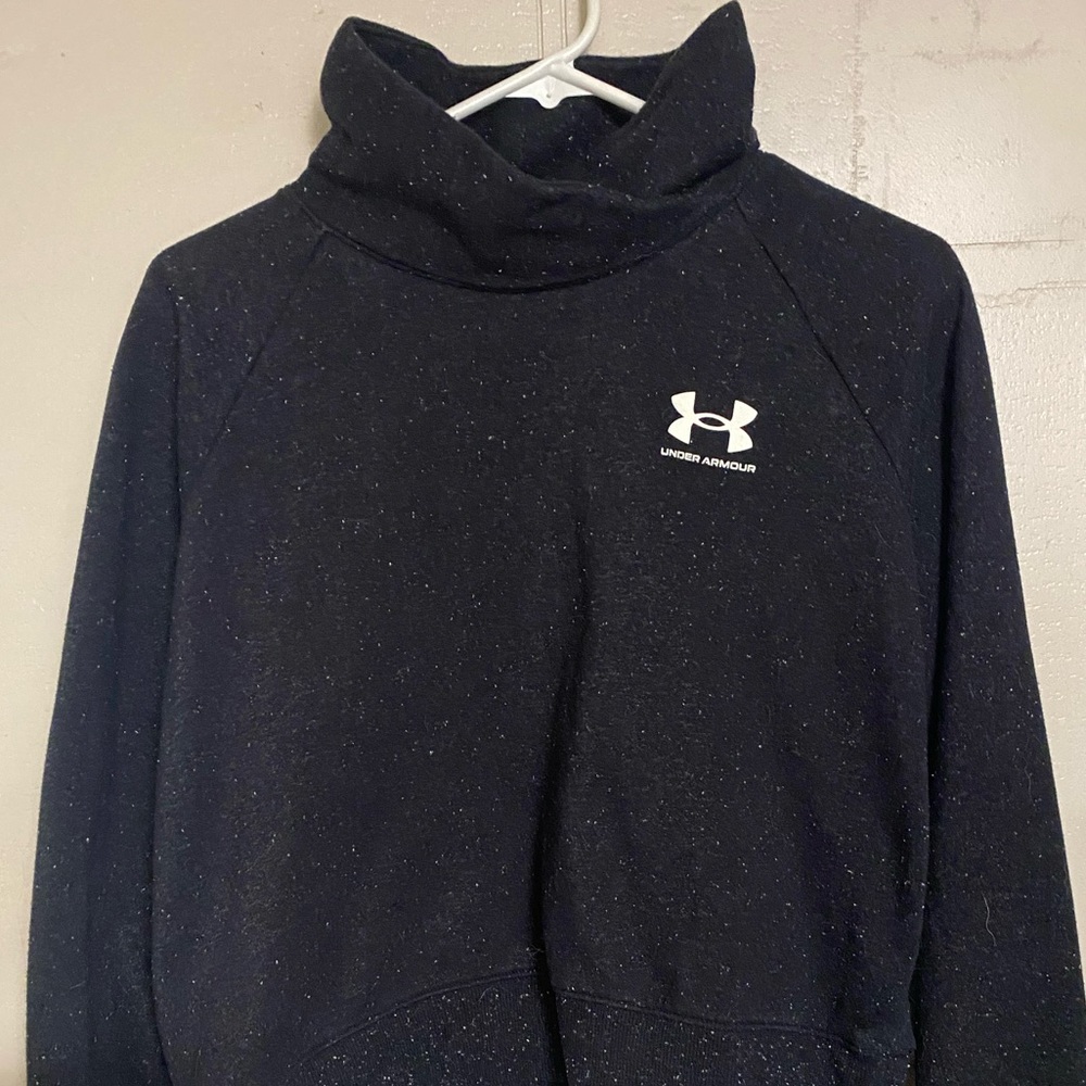 Under Armour Sweatshirt